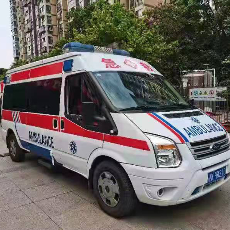 云梦长途救护车护送病人返乡